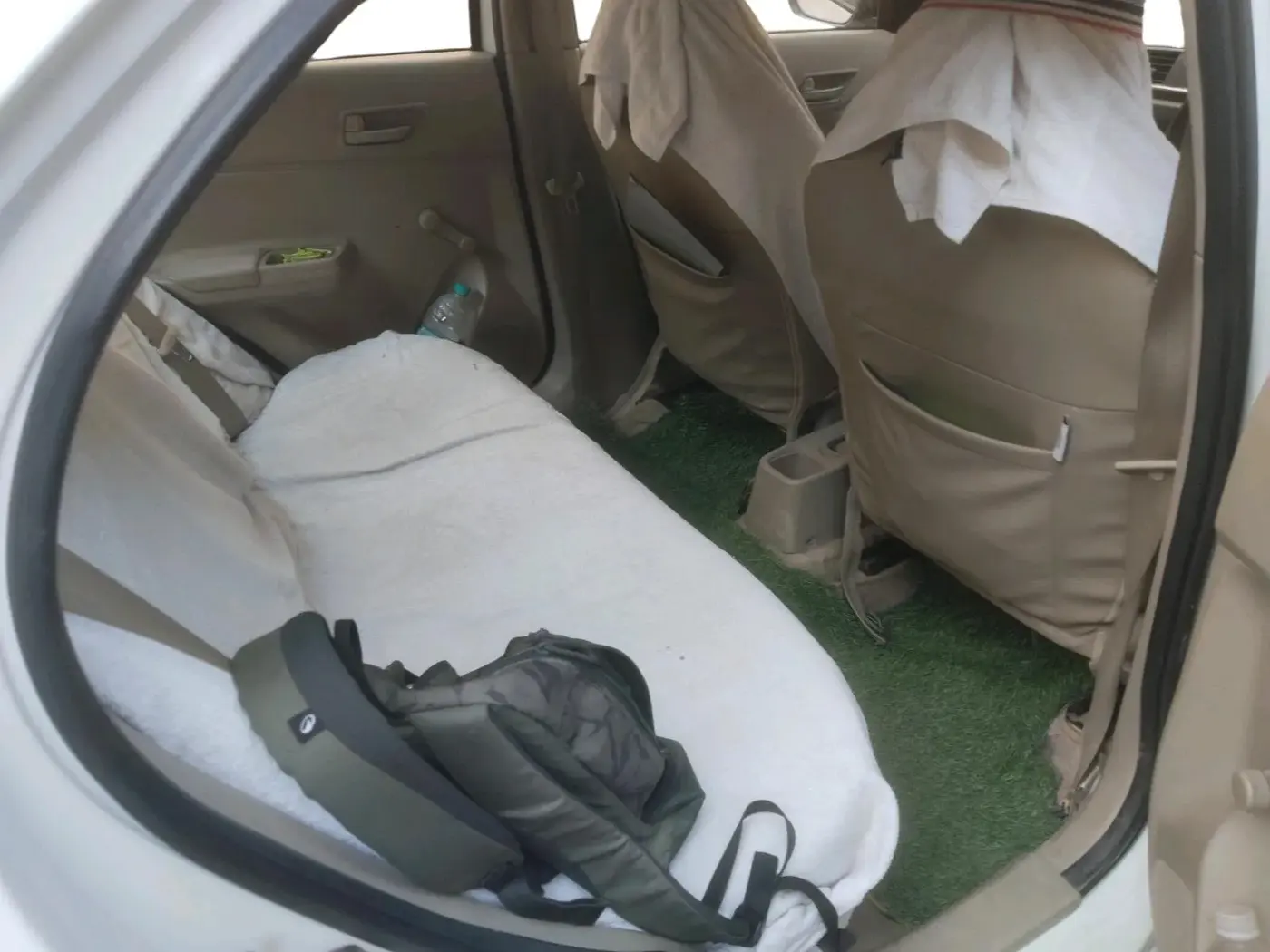 2022 Maruti Dzire LXI, Petrol, Manual, 90,317 km, interior