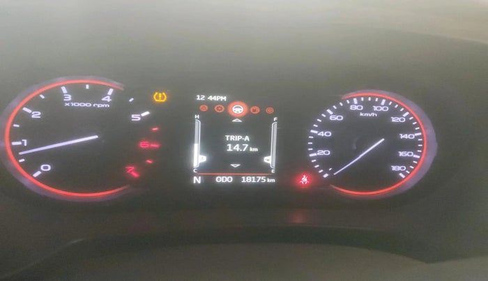 2022 Mahindra Thar LX  P 4WD AT CONVERTIBLE, Petrol, Automatic, 18,175 km, interior