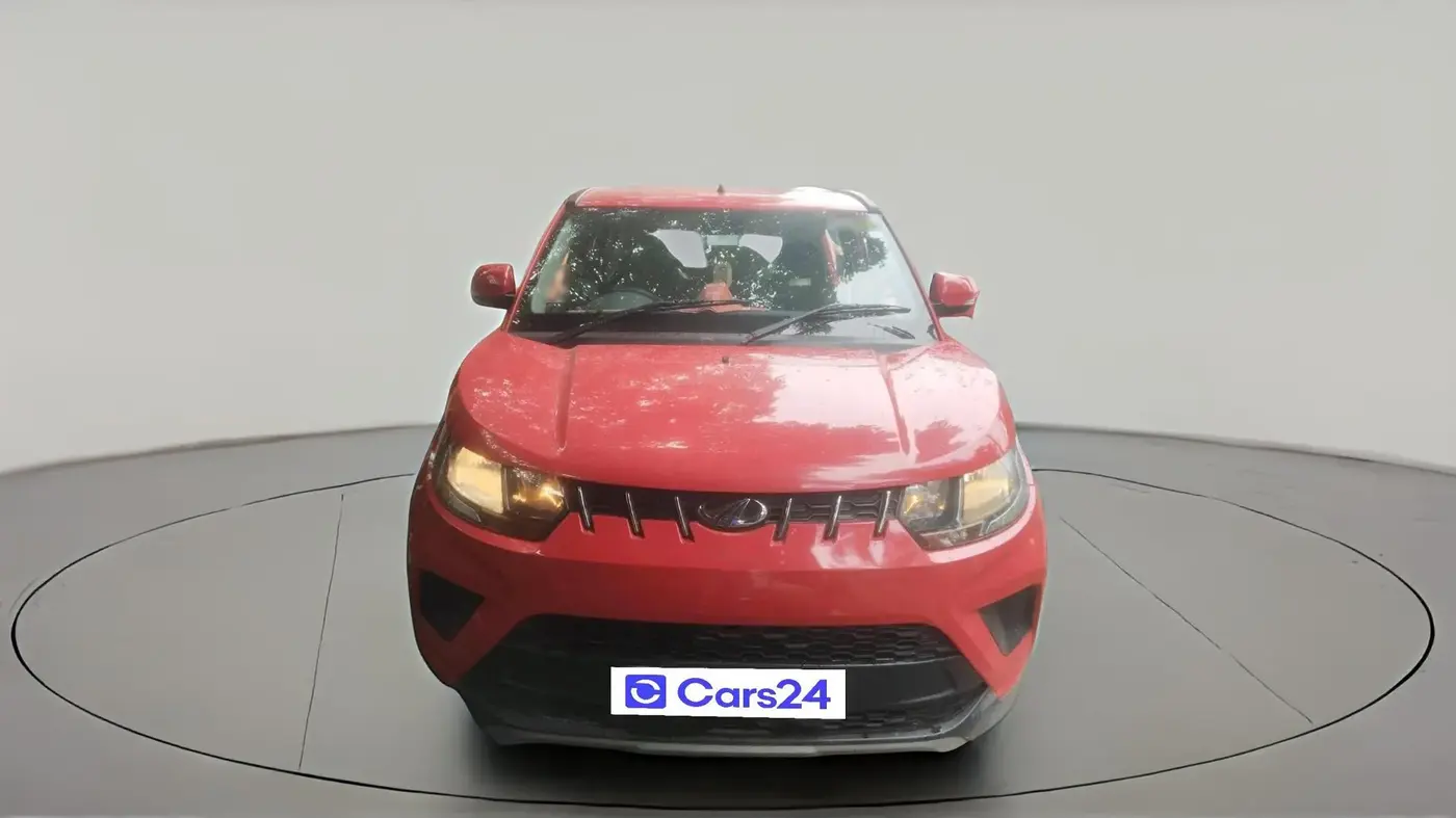 2018 Mahindra KUV 100 NXT K6+ P 6 STR, Petrol, Manual, 32,980 km, exterior