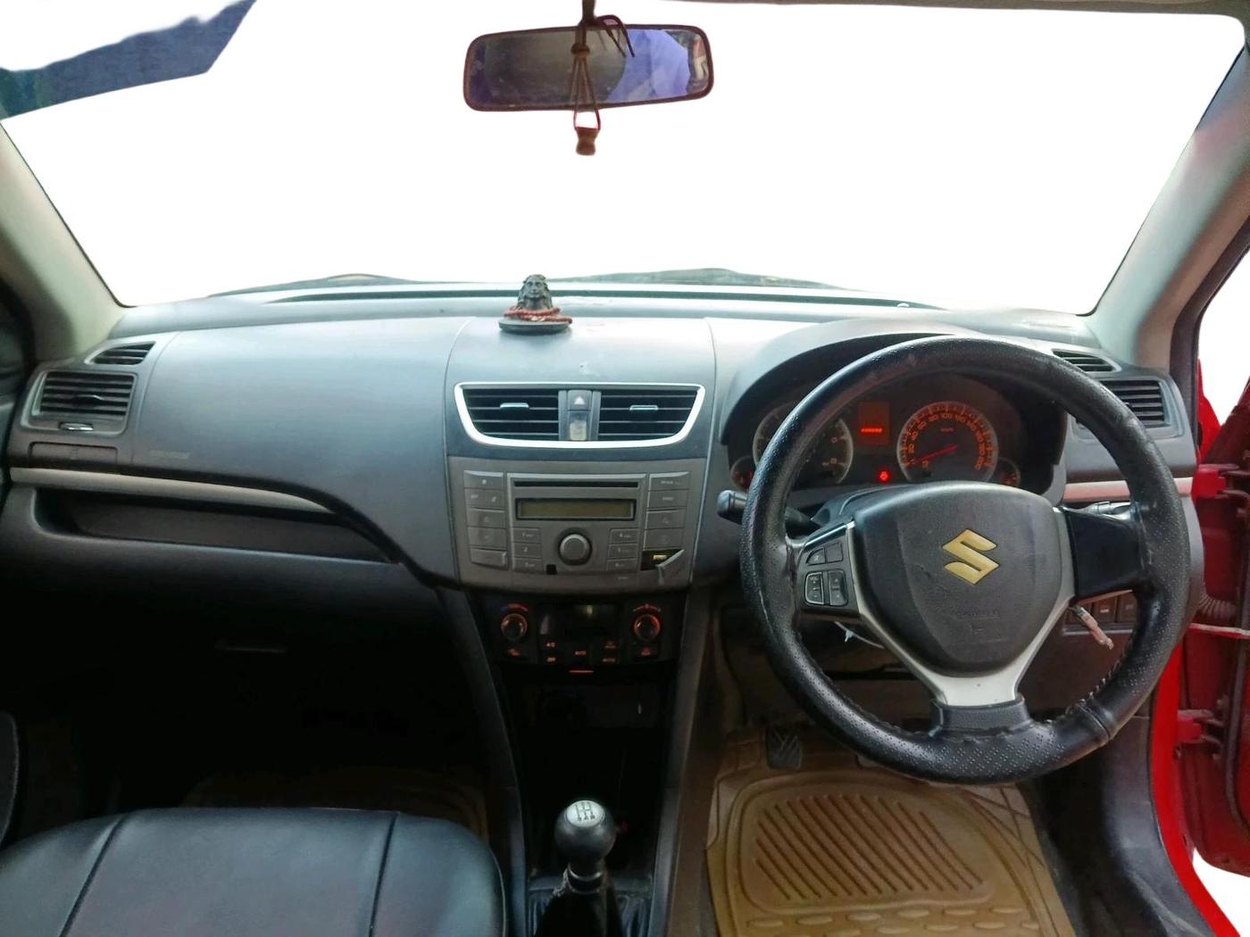2012 Maruti Swift ZDI, Diesel, Manual, 1,30,203 km, interior