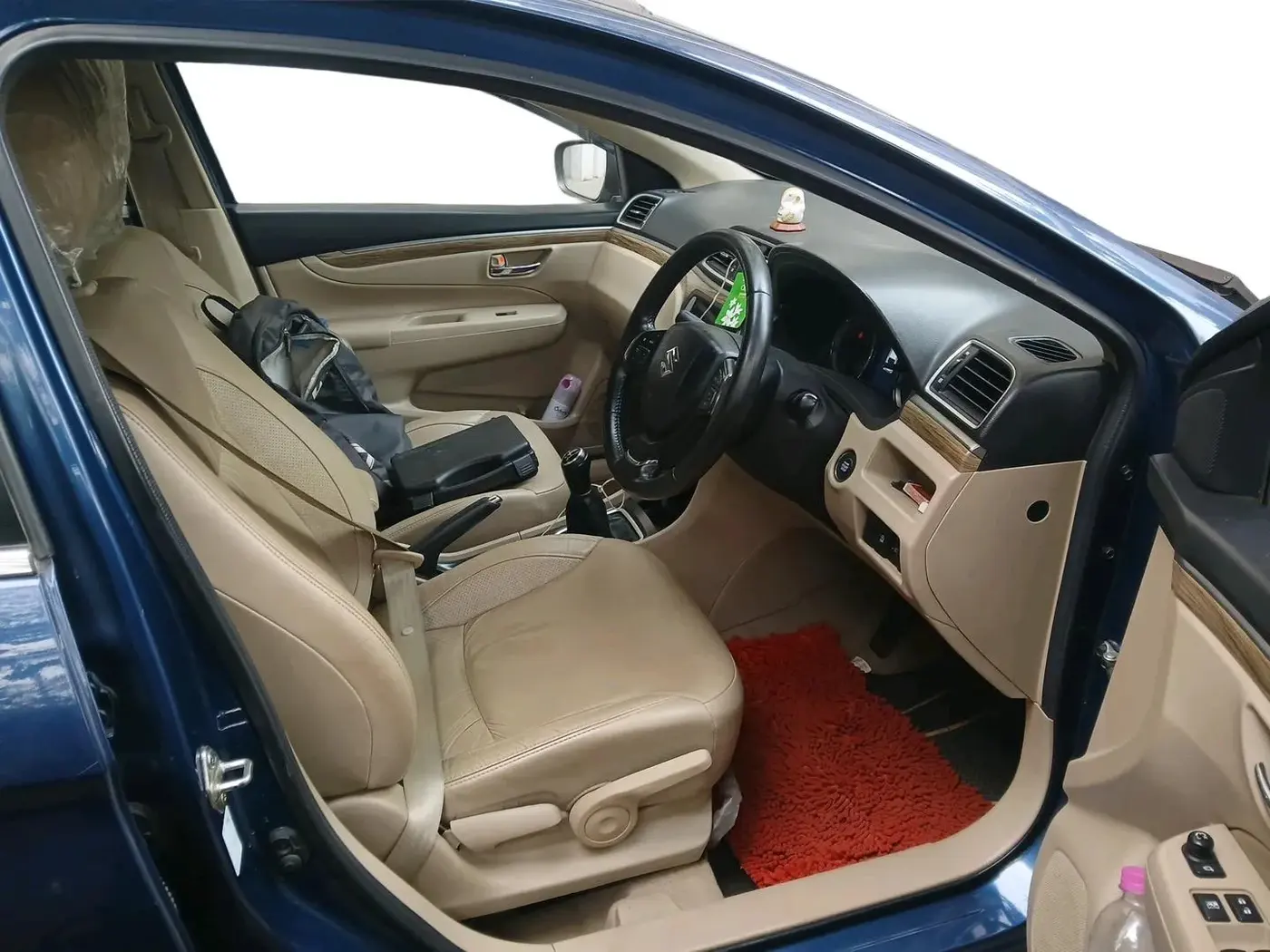 2021 Maruti Ciaz ALPHA 1.5 SHVS PETROL, Petrol, Manual, 37,195 km, interior