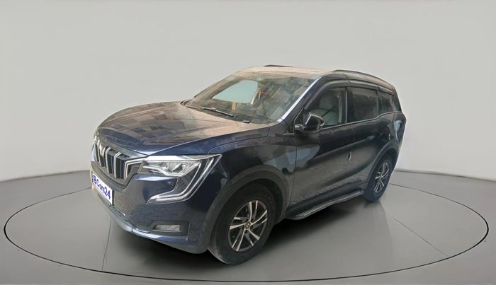 2022 Mahindra XUV700 AX 5 P MT 7 STR, Petrol, Manual, 28,499 km, exterior