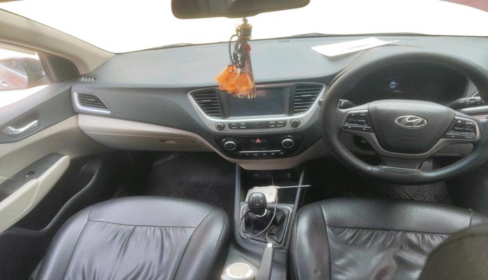 2019 Hyundai Verna 1.6 VTVT SX, Petrol, Manual, 54,594 km, interior