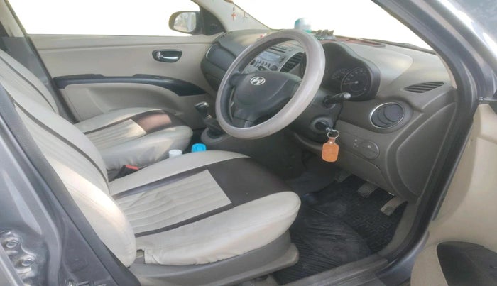 2015 Hyundai i10 SPORTZ 1.1, Petrol, Manual, 43,580 km, interior