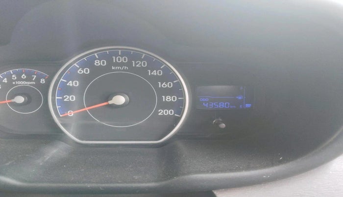 2015 Hyundai i10 SPORTZ 1.1, Petrol, Manual, 43,580 km, interior