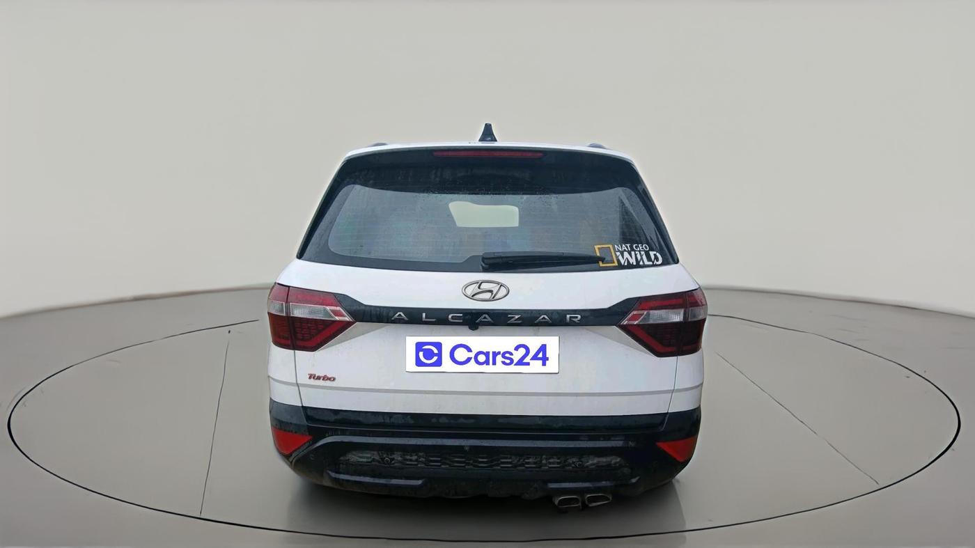 2023 Hyundai ALCAZAR Platinum 7 STR 1.5 Turbo Petrol Adventure, Petrol, Manual, 25,848 km, exterior