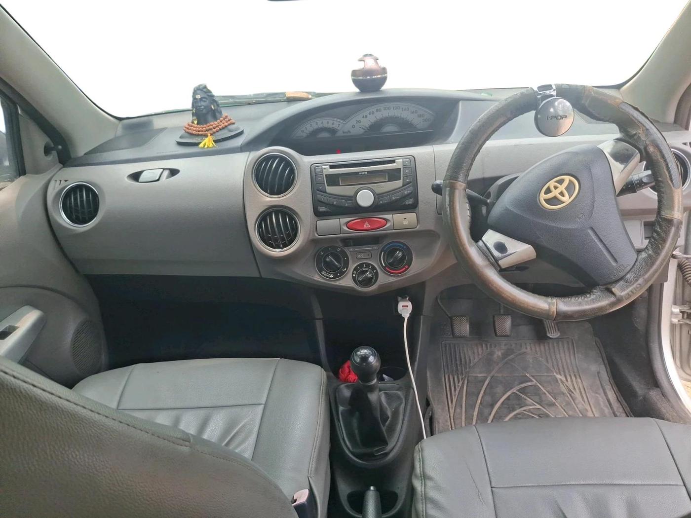 2011 Toyota Etios V, Petrol, Manual, 57,848 km, interior