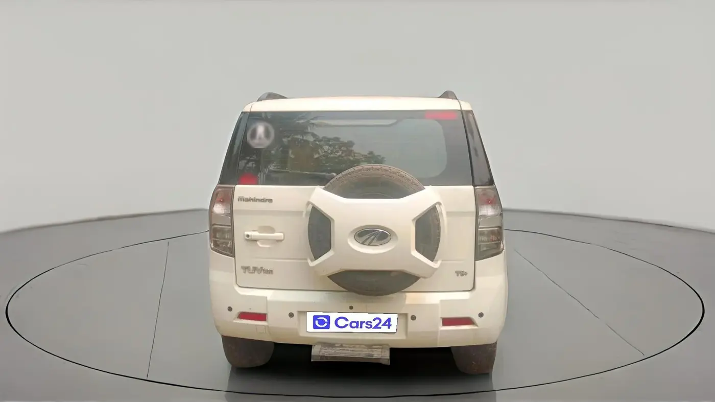 2019 Mahindra TUV300 T6 PLUS, Diesel, Manual, 64,369 km, exterior
