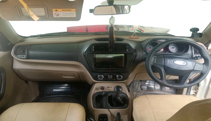 2019 Mahindra TUV300 T6 PLUS, Diesel, Manual, 64,369 km, interior