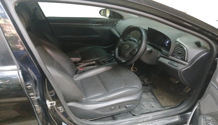 2018 Hyundai New Elantra 2.0 SX(O) AT PETROL, Petrol, Automatic, 61,991 km, interior