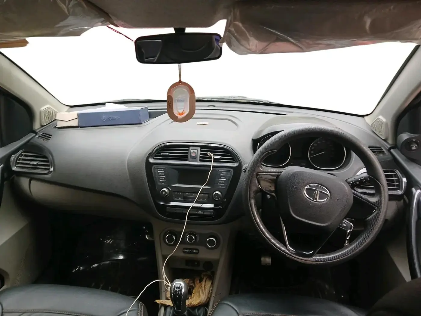 2019 Tata Tiago XT PETROL, Petrol, Manual, 55,440 km, interior