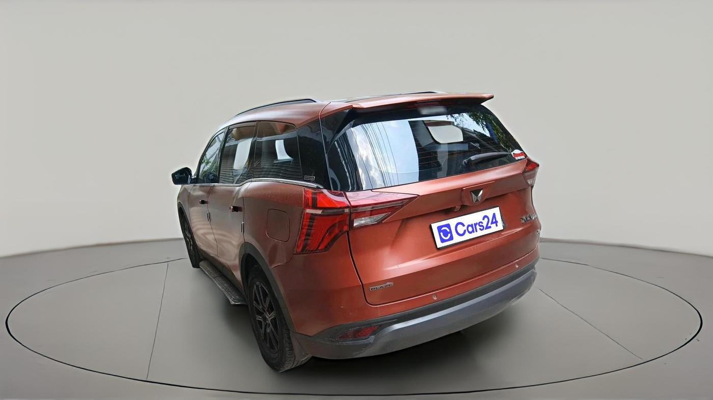 2024 Mahindra XUV700 AX 7 LUXURY D AT 7 STR, Diesel, Automatic, 82,330 km, exterior