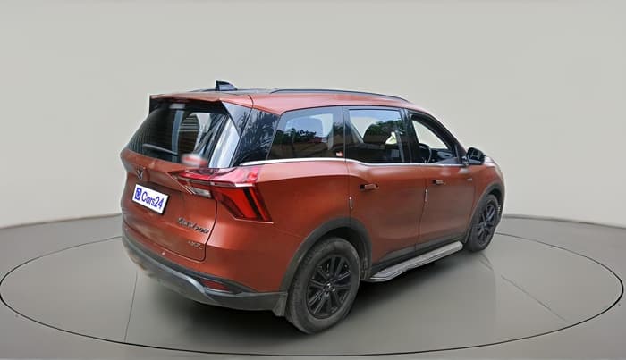 2024 Mahindra XUV700 AX 7 LUXURY D AT 7 STR, Diesel, Automatic, 75,776 km, exterior