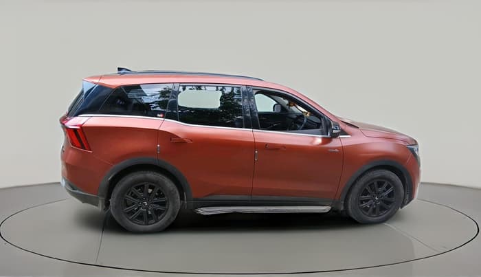 2024 Mahindra XUV700 AX 7 LUXURY D AT 7 STR, Diesel, Automatic, 75,776 km, exterior
