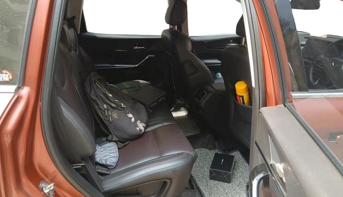 2024 Mahindra XUV700 AX 7 LUXURY D AT 7 STR, Diesel, Automatic, 75,776 km, interior