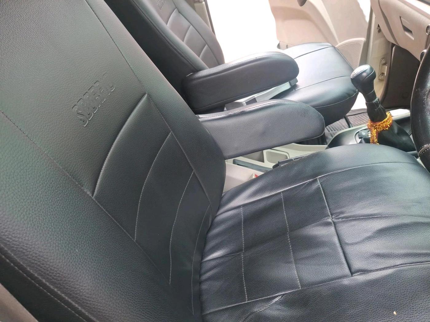 2016 Mahindra Scorpio S10, Diesel, Manual, 70,391 km, interior