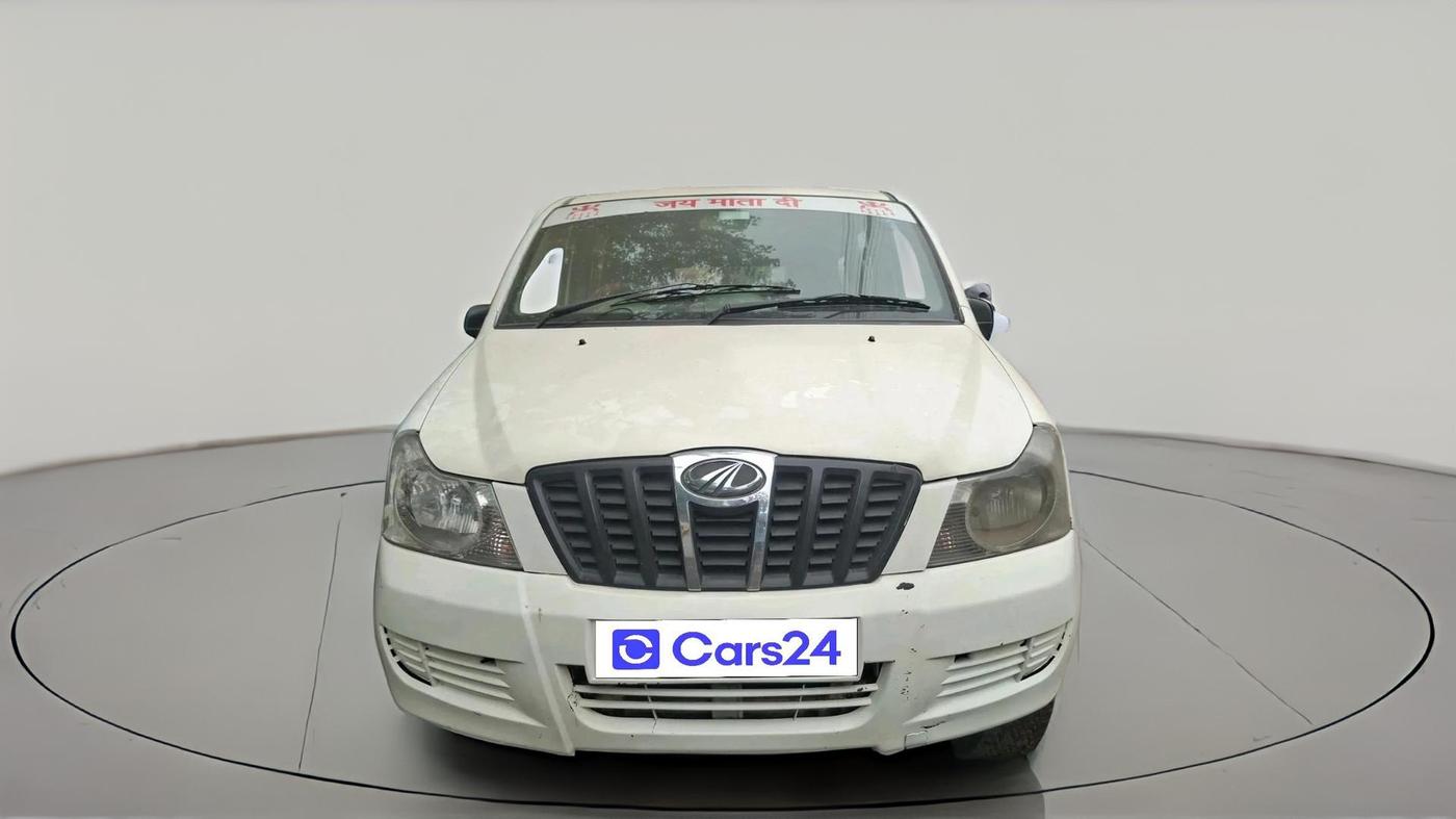 2011 Mahindra Xylo E4, Diesel, Manual, 2,30,120 km, exterior