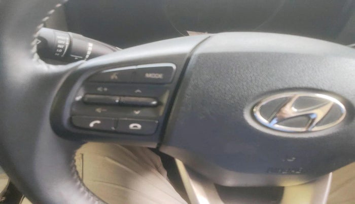 2021 Hyundai VENUE S+ 1.2, Petrol, Manual, 33,991 km, interior