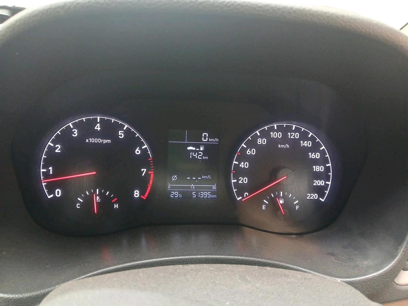 2018 Hyundai Verna 1.6 VTVT SX, Petrol, Manual, 51,395 km, interior