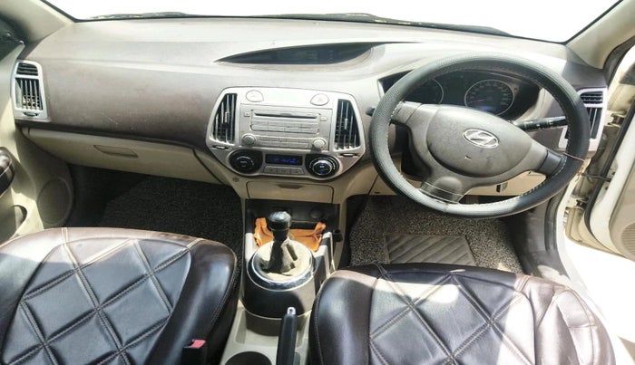 2011 Hyundai i20 MAGNA 1.2, Petrol, Manual, 96,545 km, interior