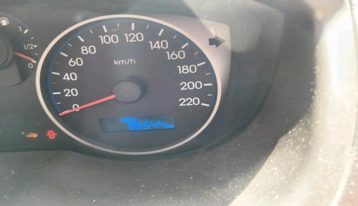 2011 Hyundai i20 MAGNA 1.2, Petrol, Manual, 96,545 km, interior