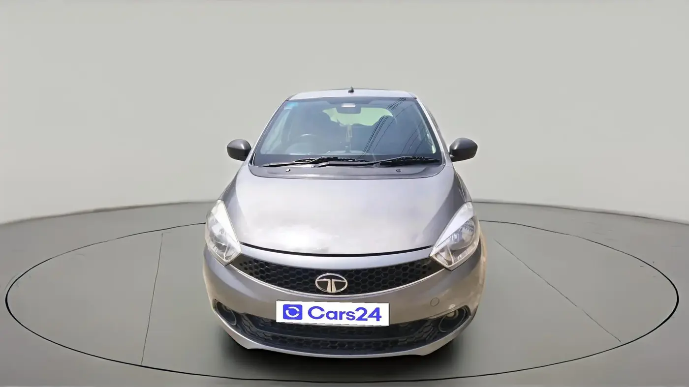 2018 Tata Tiago XM PETROL, Petrol, Manual, 1,01,190 km, exterior