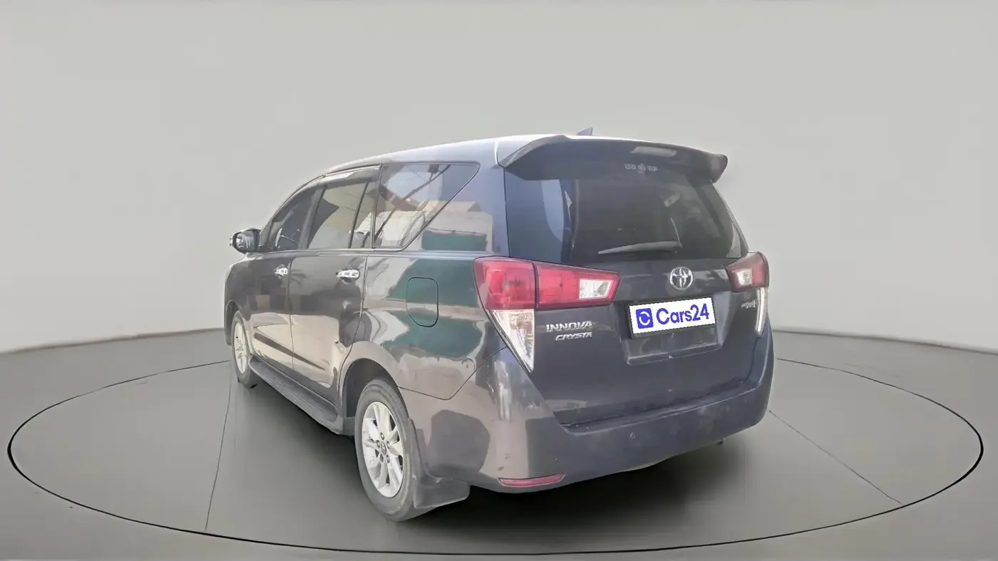 2017 Toyota Innova Crysta 2.8 ZX AT 7 STR, Diesel, Automatic, 1,83,352 km, exterior