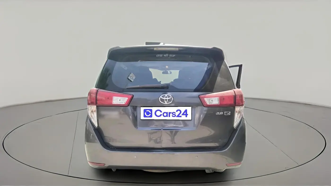 2017 Toyota Innova Crysta 2.8 ZX AT 7 STR, Diesel, Automatic, 1,83,352 km, exterior