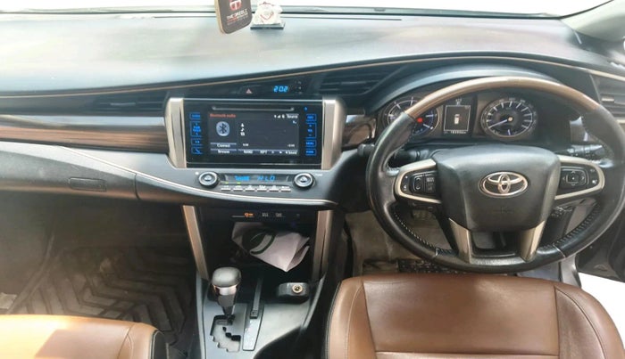 2017 Toyota Innova Crysta 2.8 ZX AT 7 STR, Diesel, Automatic, 1,83,352 km, interior