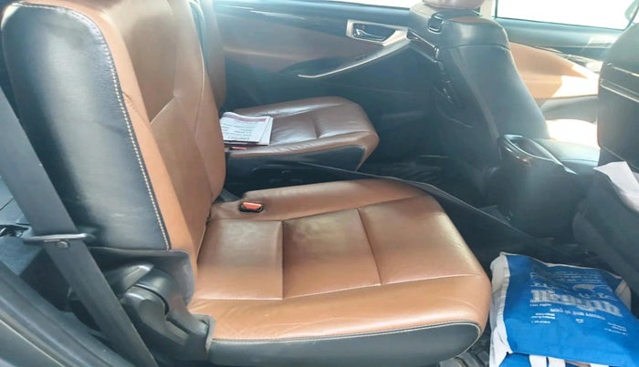 2017 Toyota Innova Crysta 2.8 ZX AT 7 STR, Diesel, Automatic, 1,83,352 km, interior