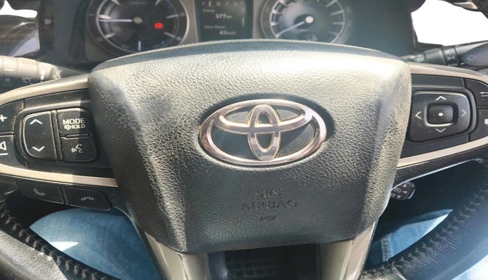 2017 Toyota Innova Crysta 2.8 ZX AT 7 STR, Diesel, Automatic, 1,83,352 km, interior