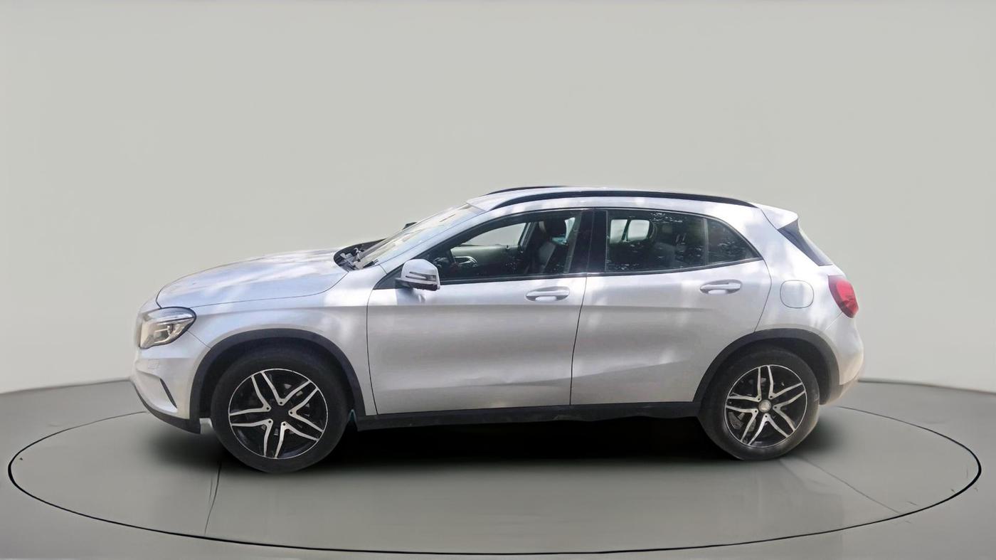 2014 Mercedes Benz GLA Class 200 CDI STYLE, Diesel, Automatic, 1,20,242 km, exterior