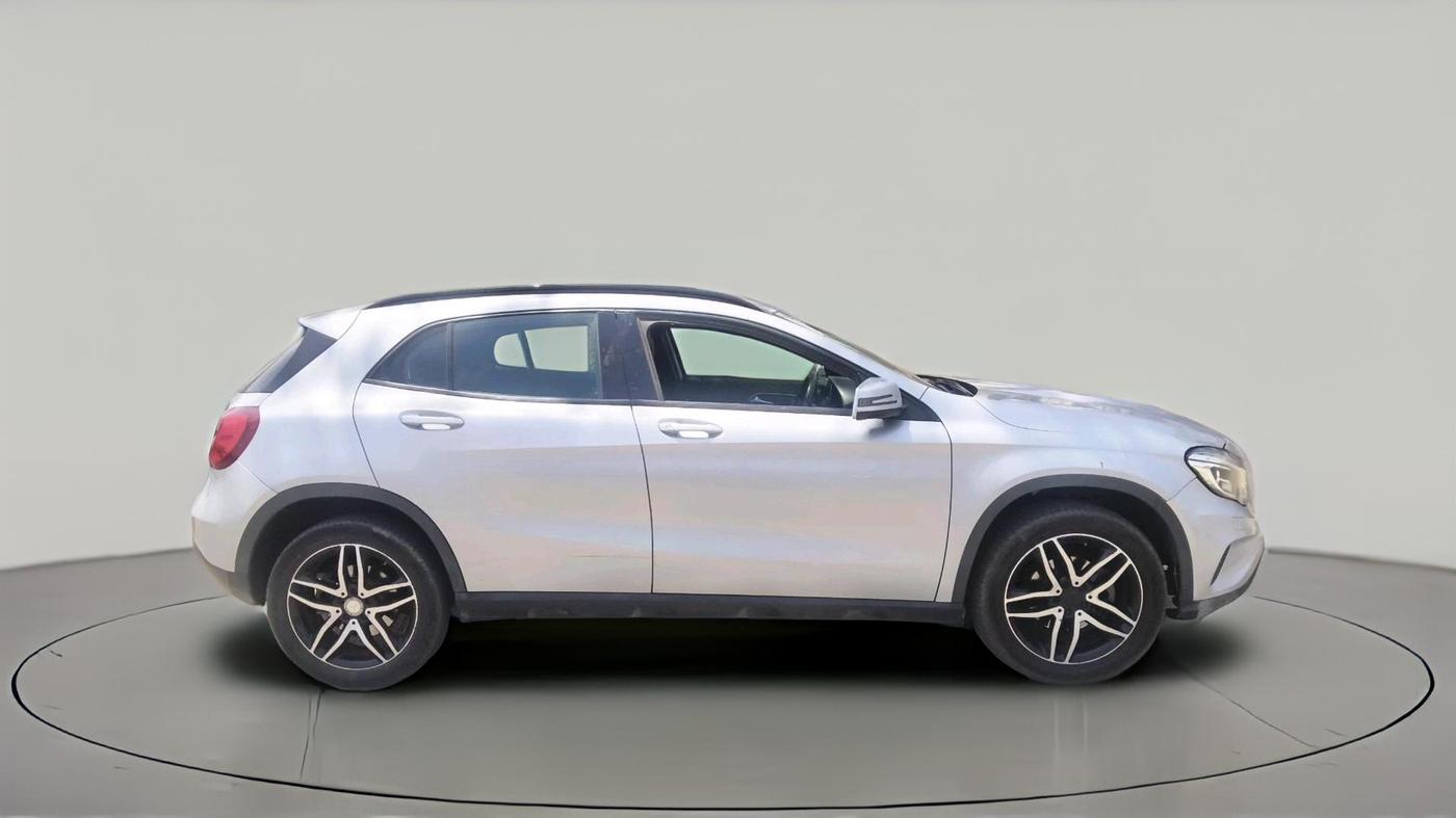 2014 Mercedes Benz GLA Class 200 CDI STYLE, Diesel, Automatic, 1,20,242 km, exterior