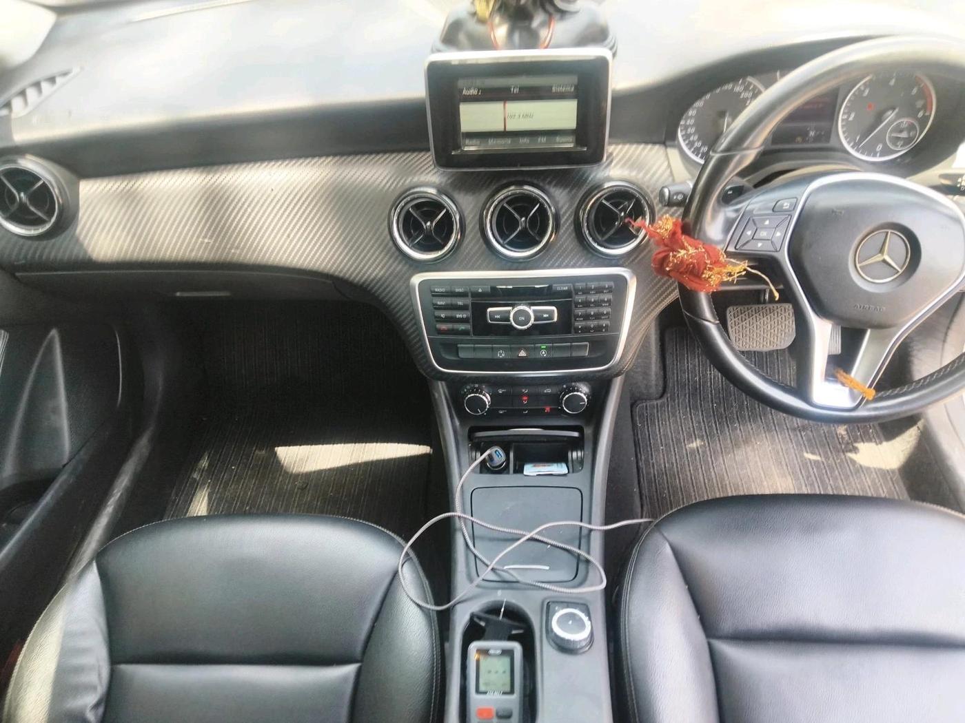 2014 Mercedes Benz GLA Class 200 CDI STYLE, Diesel, Automatic, 1,20,242 km, interior