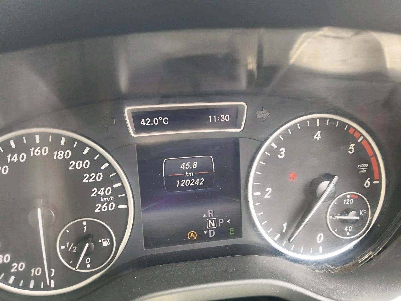 2014 Mercedes Benz GLA Class 200 CDI STYLE, Diesel, Automatic, 1,20,242 km, interior