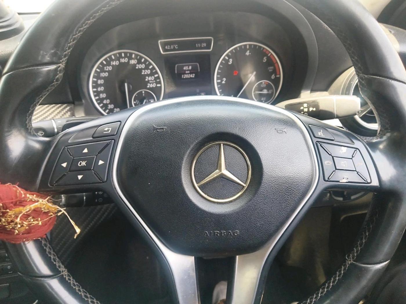 2014 Mercedes Benz GLA Class 200 CDI STYLE, Diesel, Automatic, 1,20,242 km, interior