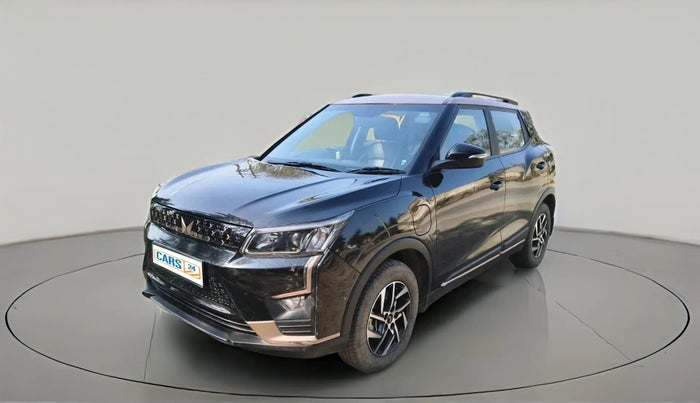 2023 Mahindra XUV400 EL 7.2 KW, Electric, Automatic, 71,134 km, exterior