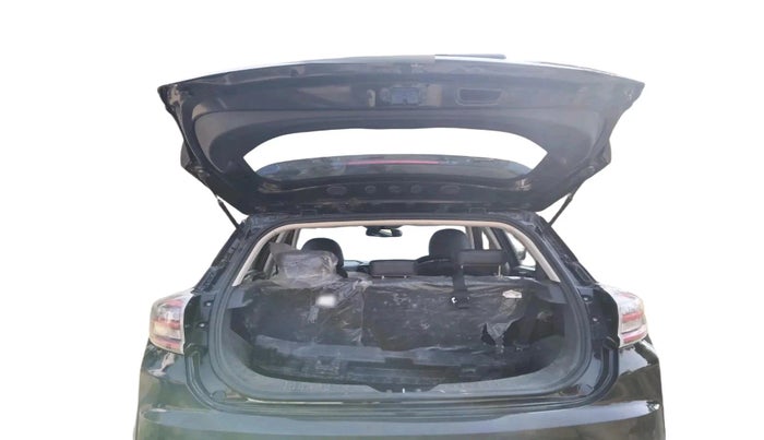 2023 Mahindra XUV400 EL 7.2 KW, Electric, Automatic, 71,134 km, exterior