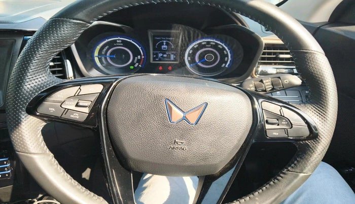 2023 Mahindra XUV400 EL 7.2 KW, Electric, Automatic, 71,134 km, interior