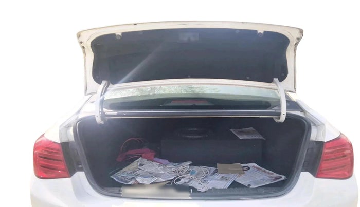 2015 Chevrolet Cruze LT, Diesel, Manual, 1,27,025 km, exterior