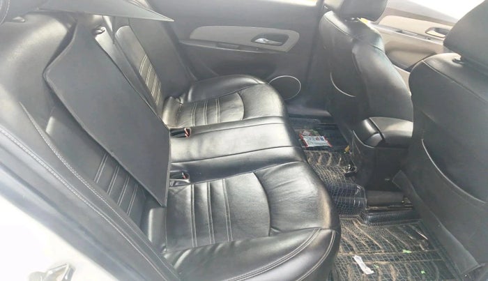 2015 Chevrolet Cruze LT, Diesel, Manual, 1,27,025 km, interior