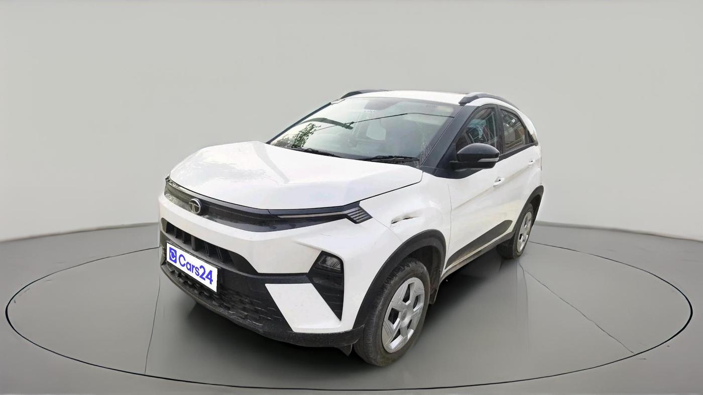 2025 Tata NEXON Pure Plus (S) 1.5 Diesel 6MT, Diesel, Manual, 17,758 km, exterior