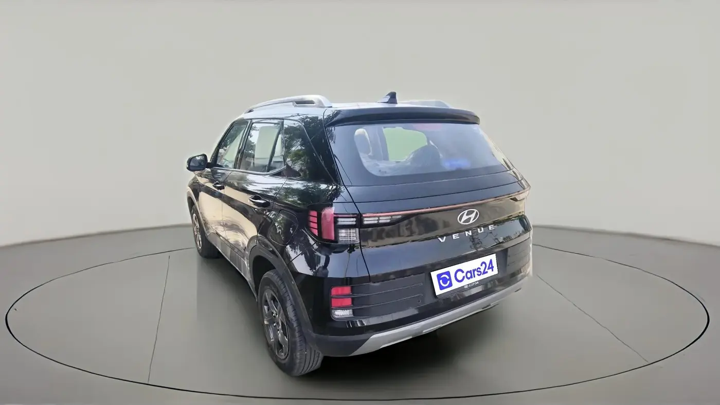 2025 Hyundai VENUE S (O) Plus 1.2 Petrol , Petrol, Manual, 8,072 km, exterior