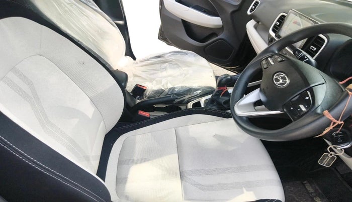 2025 Hyundai VENUE S (O) Plus 1.2 Petrol , Petrol, Manual, 8,072 km, interior