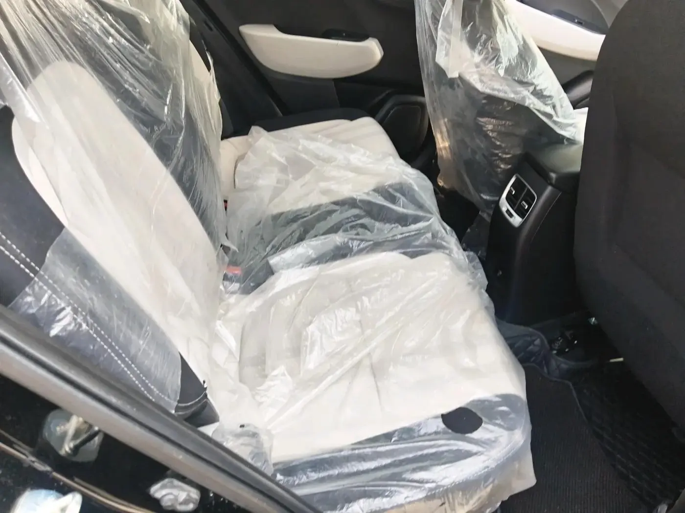 2025 Hyundai VENUE S (O) Plus 1.2 Petrol , Petrol, Manual, 8,072 km, interior