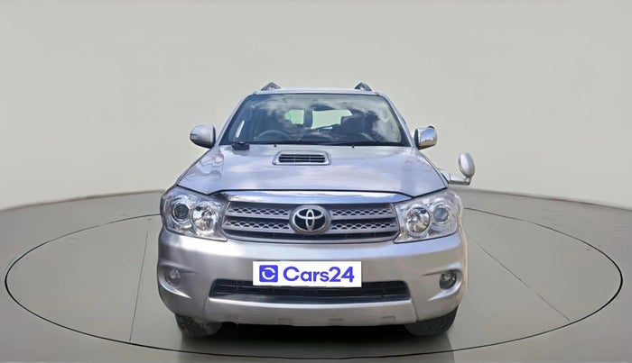 2011 Toyota Fortuner 3.0 4X4 MT, Diesel, Manual, 1,64,563 km, exterior