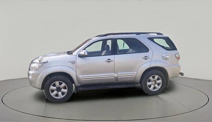 2011 Toyota Fortuner 3.0 4X4 MT, Diesel, Manual, 1,64,563 km, exterior
