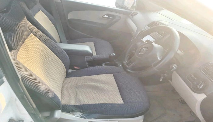 2011 Volkswagen Polo TRENDLINE 1.2L DIESEL, Diesel, Manual, 1,08,628 km, interior