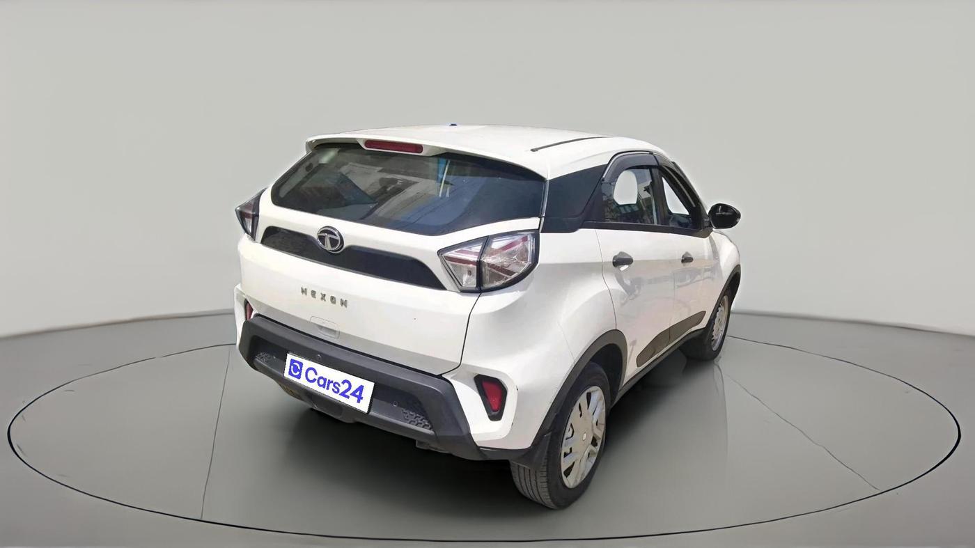 2022 Tata NEXON XE PETROL, Petrol, Manual, 38,992 km, exterior