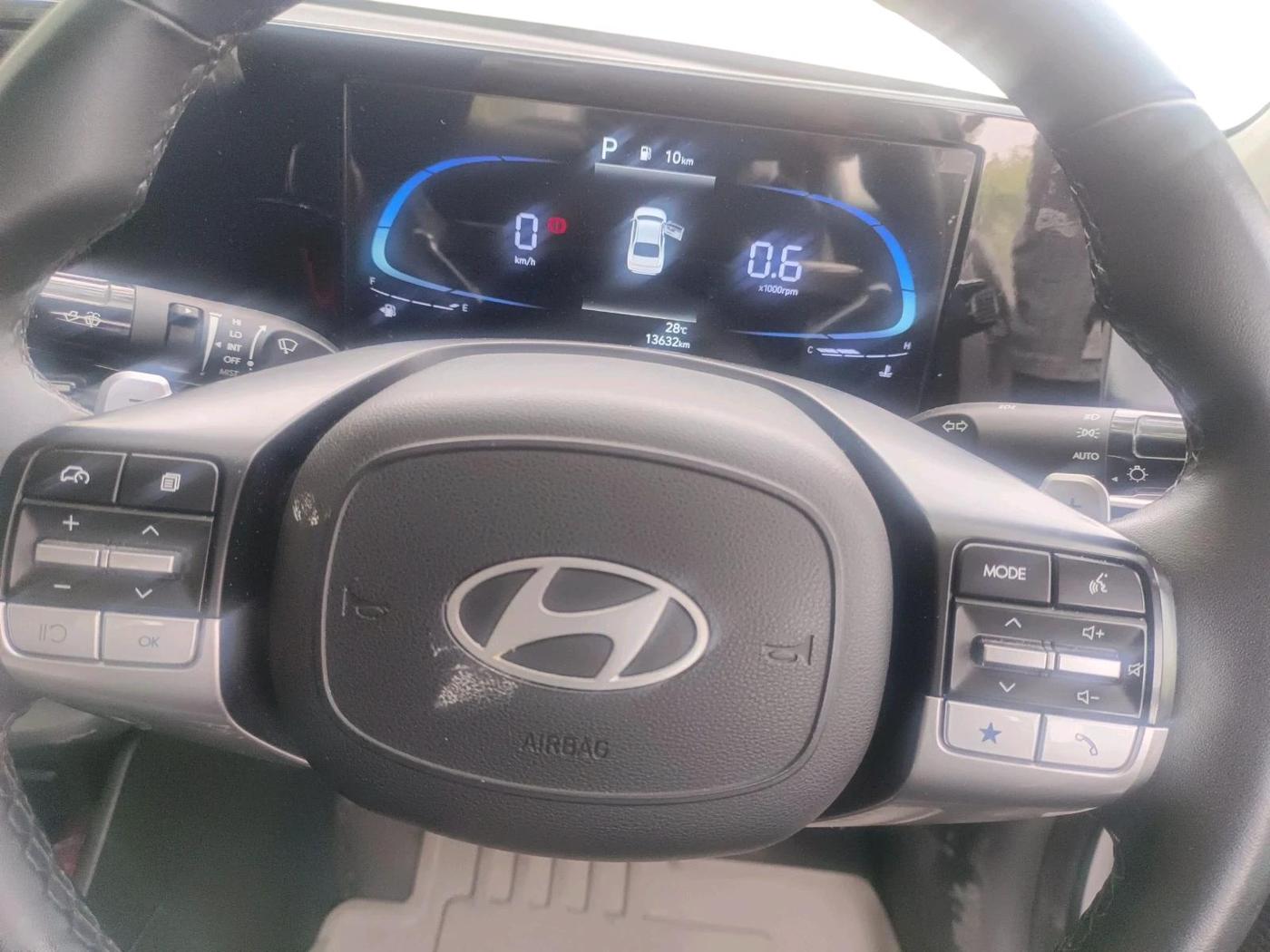 2023 Hyundai Verna SX 1.5 VTVT IVT, Petrol, Automatic, 13,632 km, interior